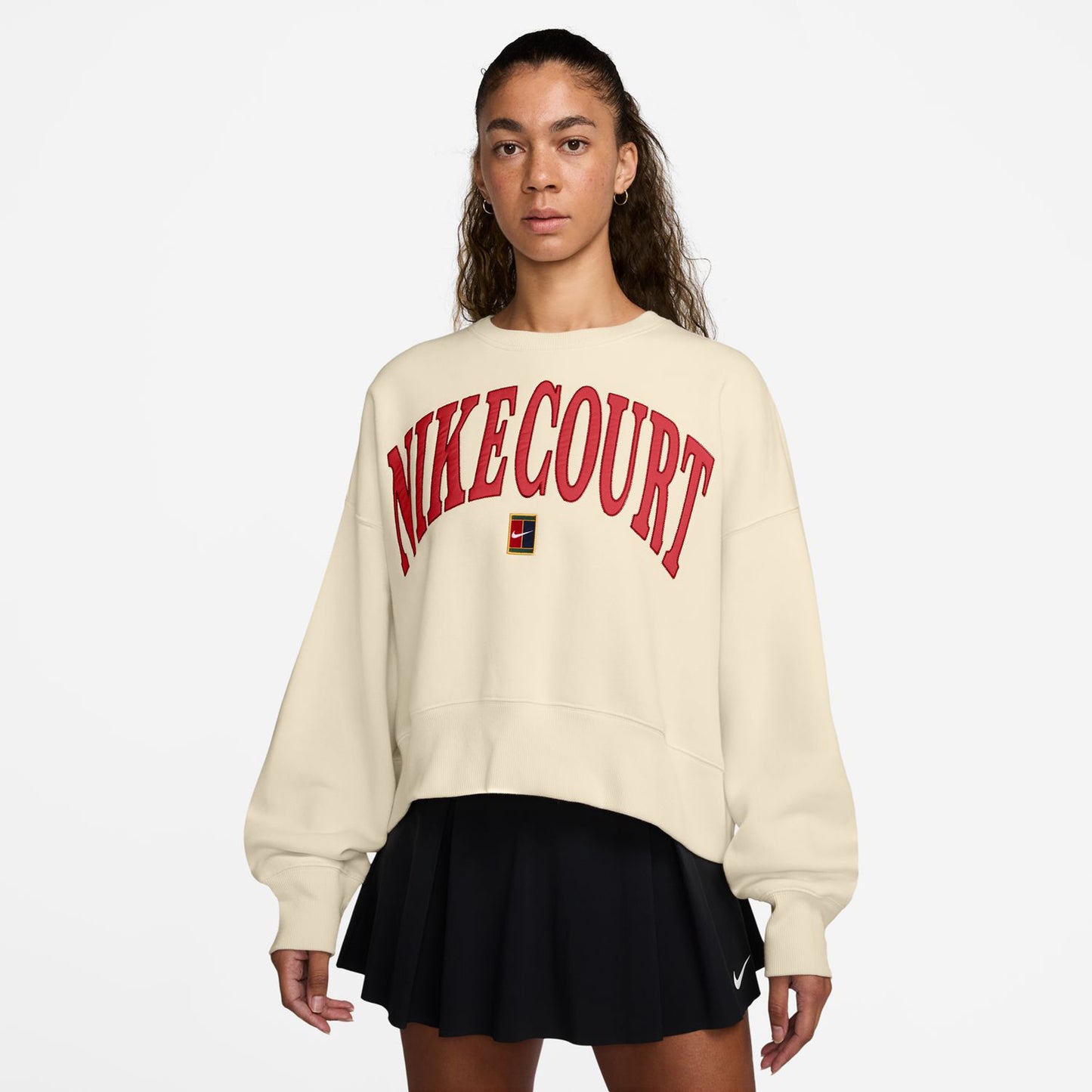 Nike Court Heritage Phoenix Fleece Oversized Crew High Rise Sudadera Mujeres - beige,