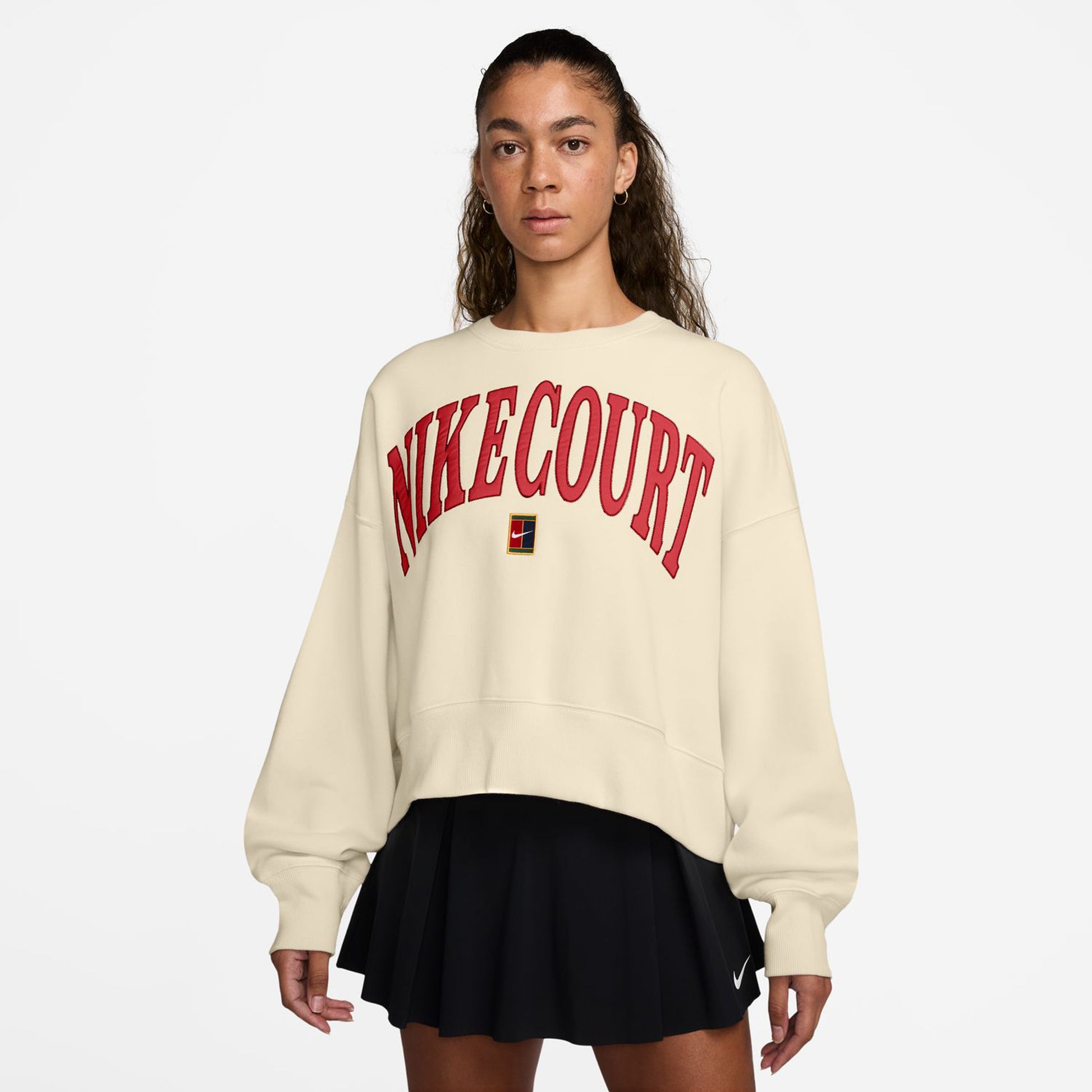 Nike Court Heritage Phoenix Fleece Oversized Crew High Rise Sudadera Mujeres - beige,