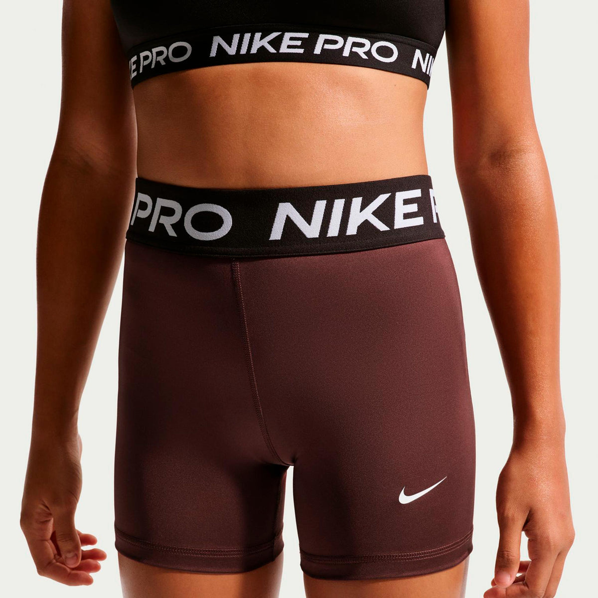 Nike Dri-Fit Big Kids 3in Shorts con bolsillo para pelota Chicas - marrón