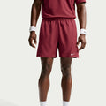 Court Victory Dri-Fit 7in Shorts Hombres - rojo vino