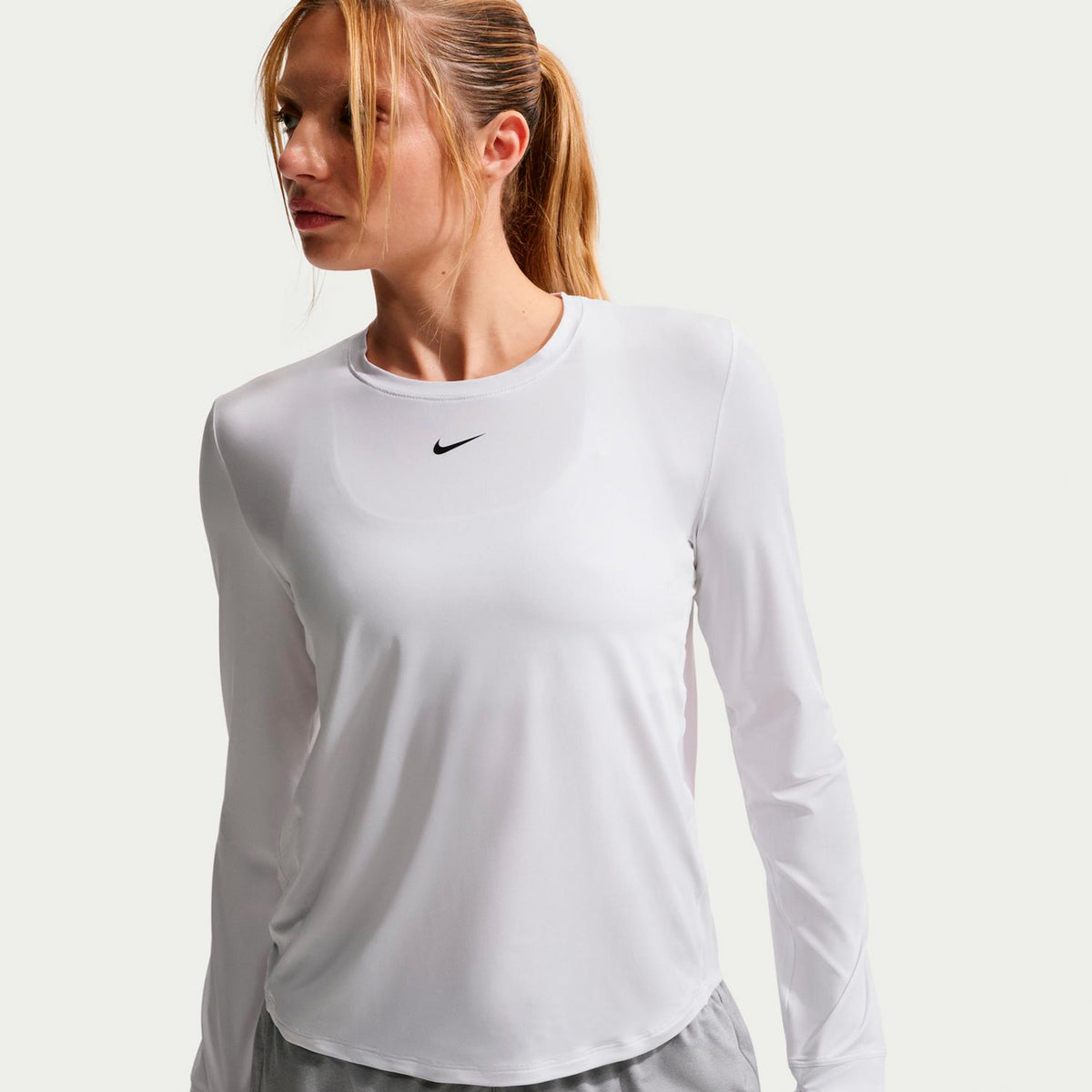 Nike One Classic Dri-Fit Camiseta de manga larga Mujeres - blanco