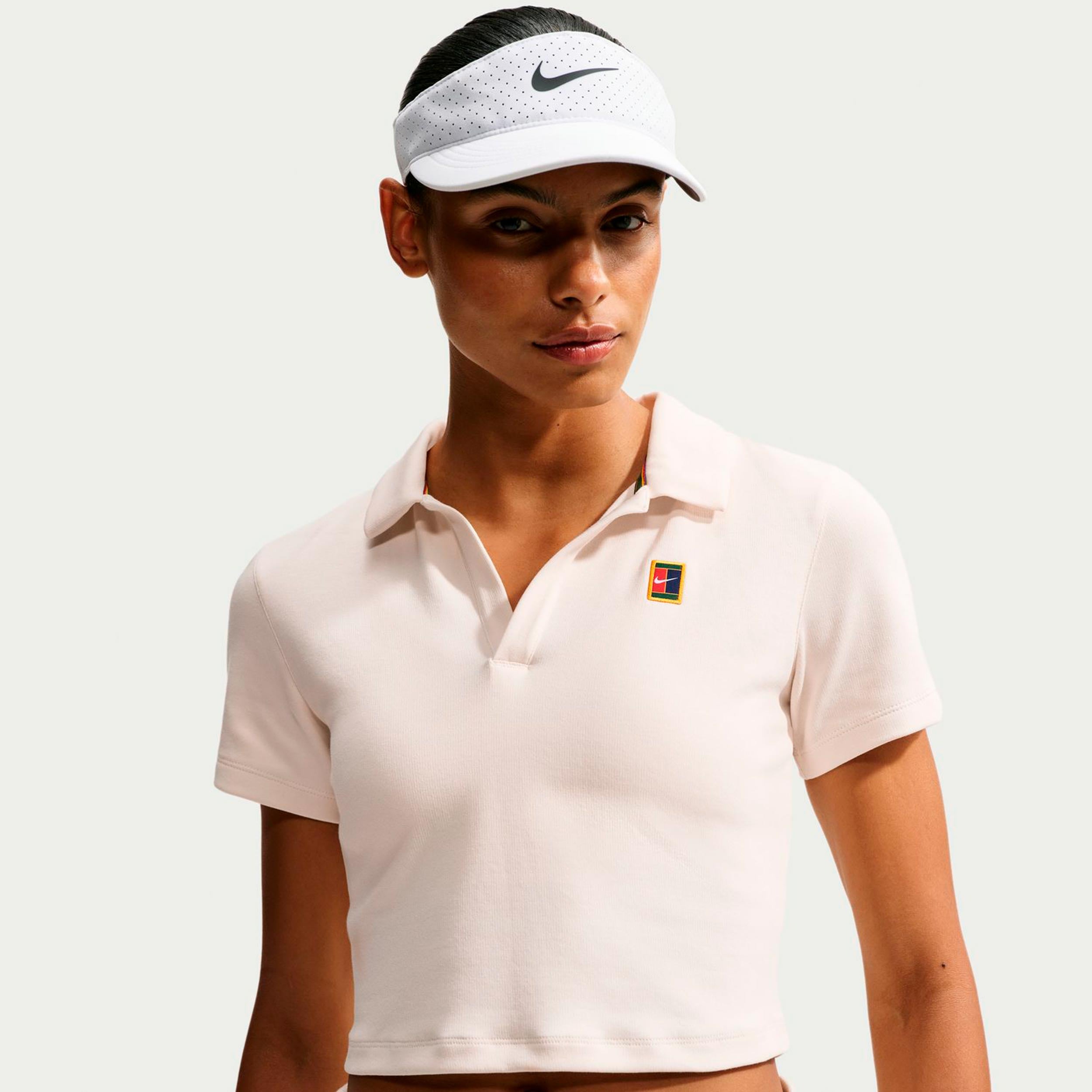 Nike Court Heritage Crop Polo Mujeres - crema