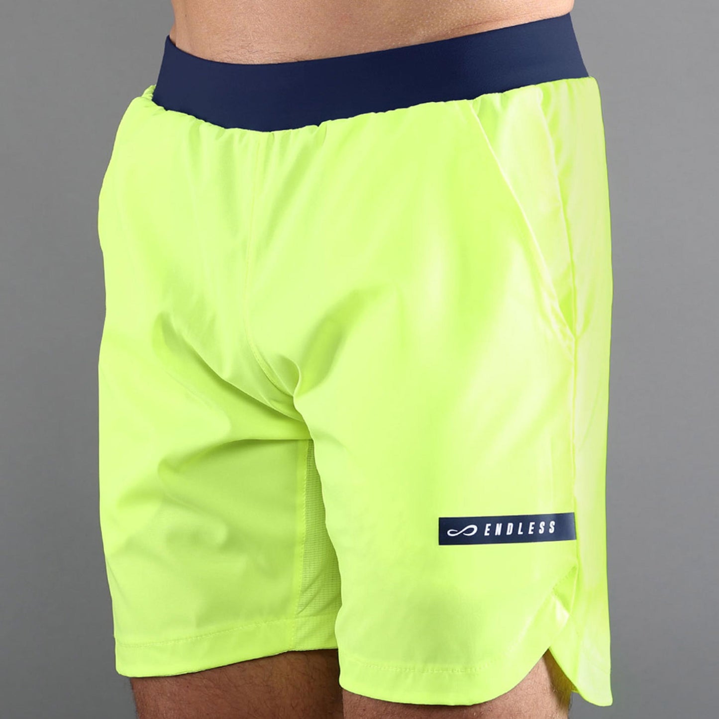 Endless SWIFT Shorts Hombres - amarillo neón, azul